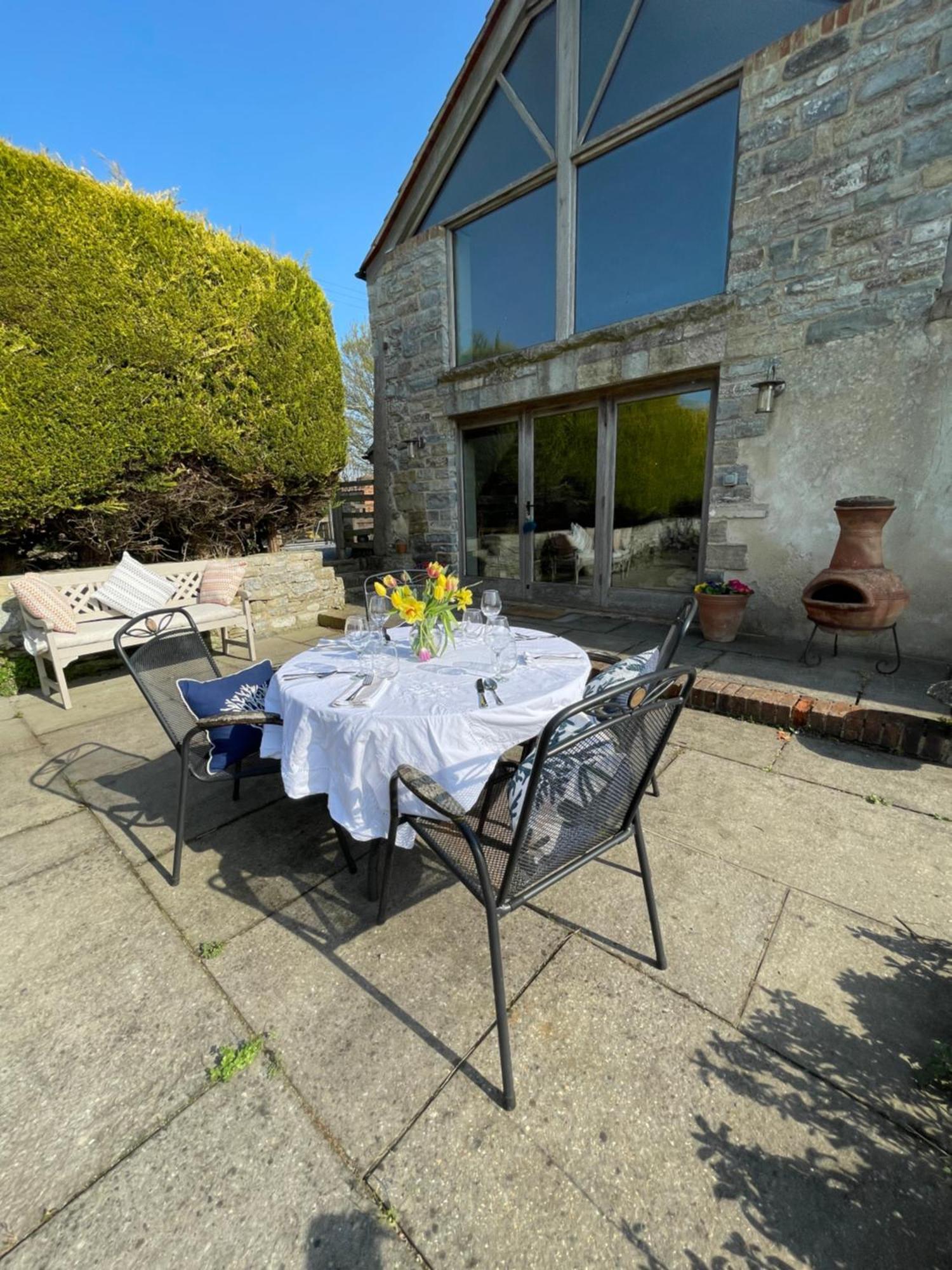 Villa The Hayloft At Stathe Farm Bridgwater Exterior foto